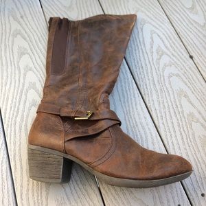 G.H. Bass & Co Brown Boots
